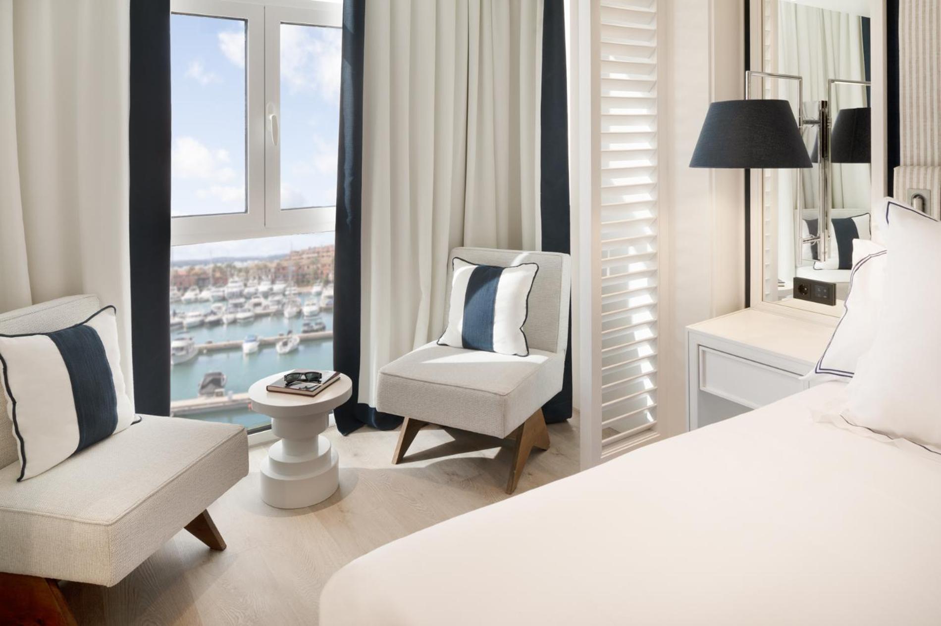 Hotel Mim Sotogrande Club Maritimo Extérieur photo